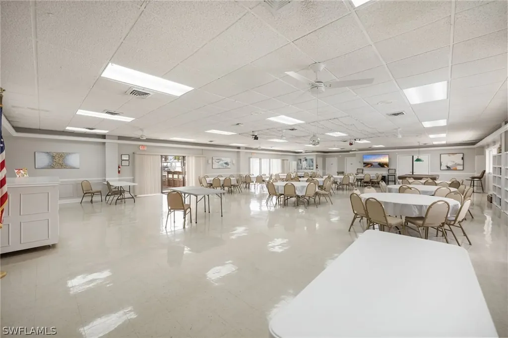 21 San Lu Rue Avenue Naples FL 34104