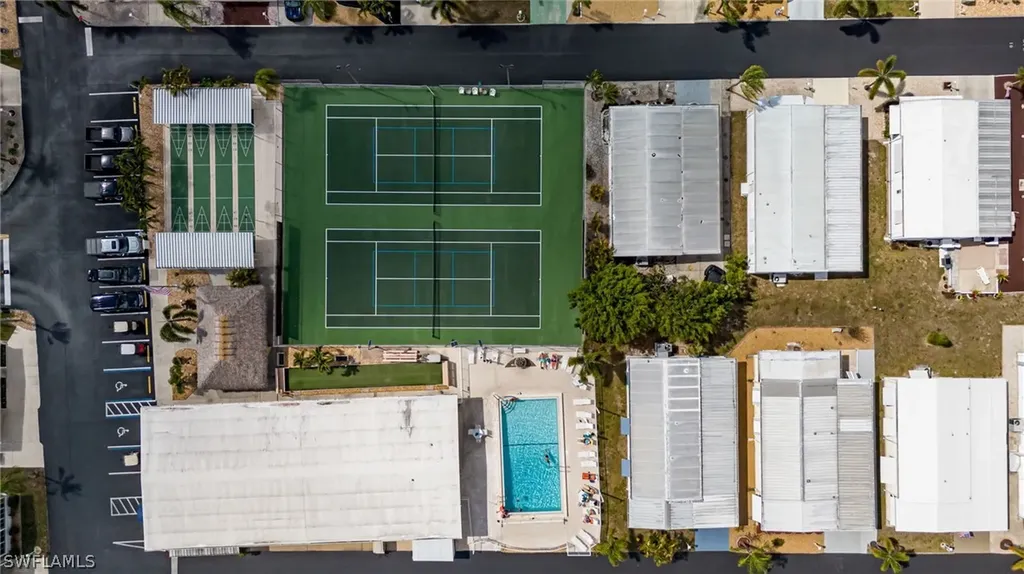 21 San Lu Rue Avenue Naples FL 34104