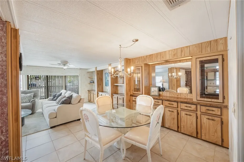 21 San Lu Rue Avenue Naples FL 34104