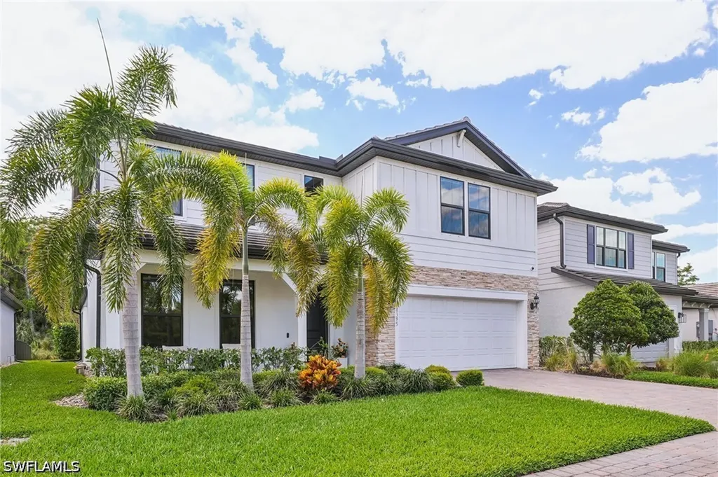 10395 Ventana Lane Naples FL 34120