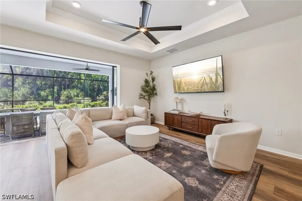 10395 Ventana Lane Naples FL 34120