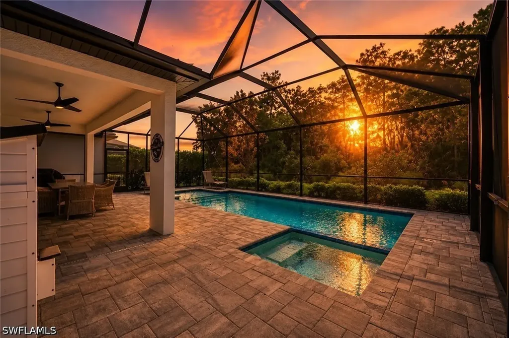 10395 Ventana Lane Naples FL 34120