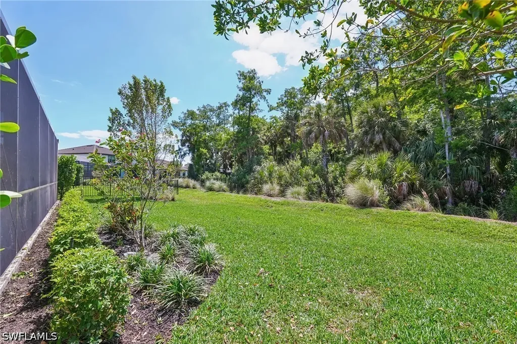 10395 Ventana Lane Naples FL 34120