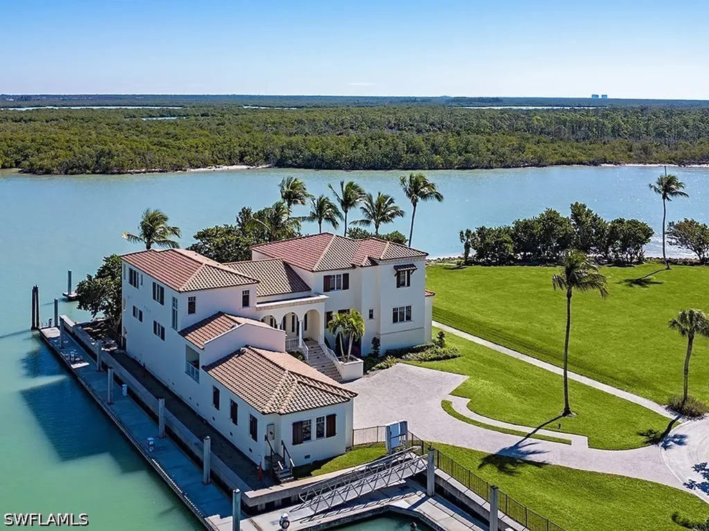 230 & 240 Bay Road Naples FL 34102