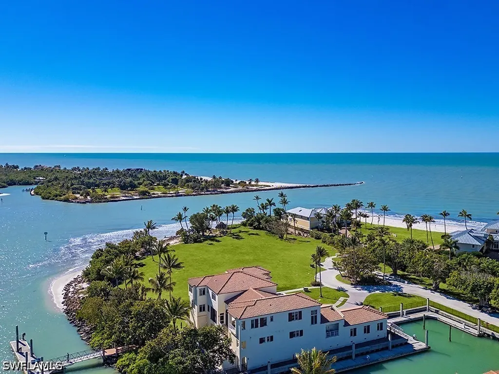 230 & 240 Bay Road Naples FL 34102