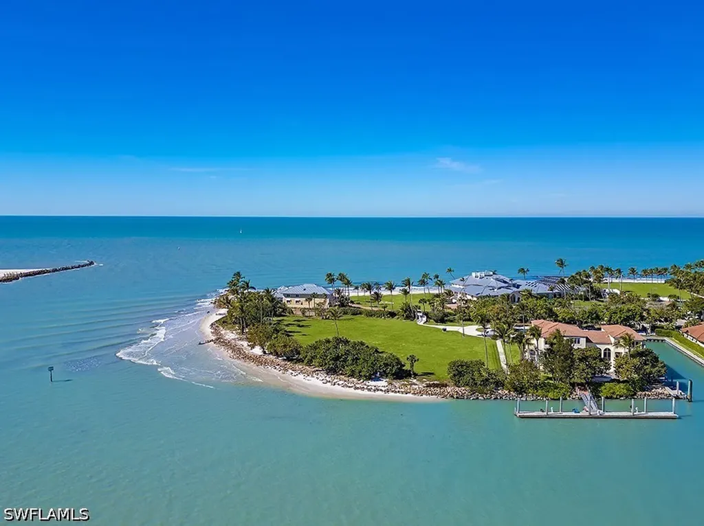 230 & 240 Bay Road Naples FL 34102