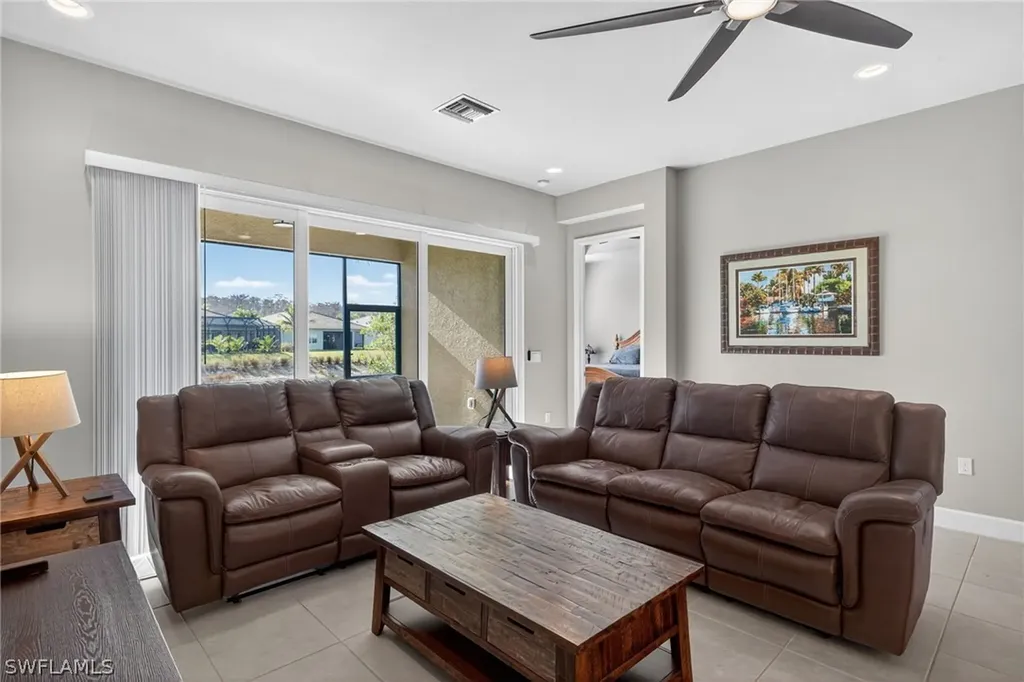 28532 Lobos Circle Bonita Springs FL 34135