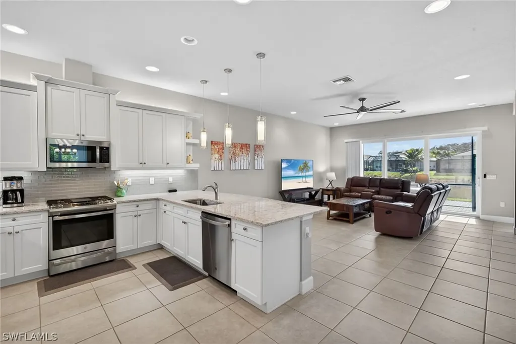 28532 Lobos Circle Bonita Springs FL 34135