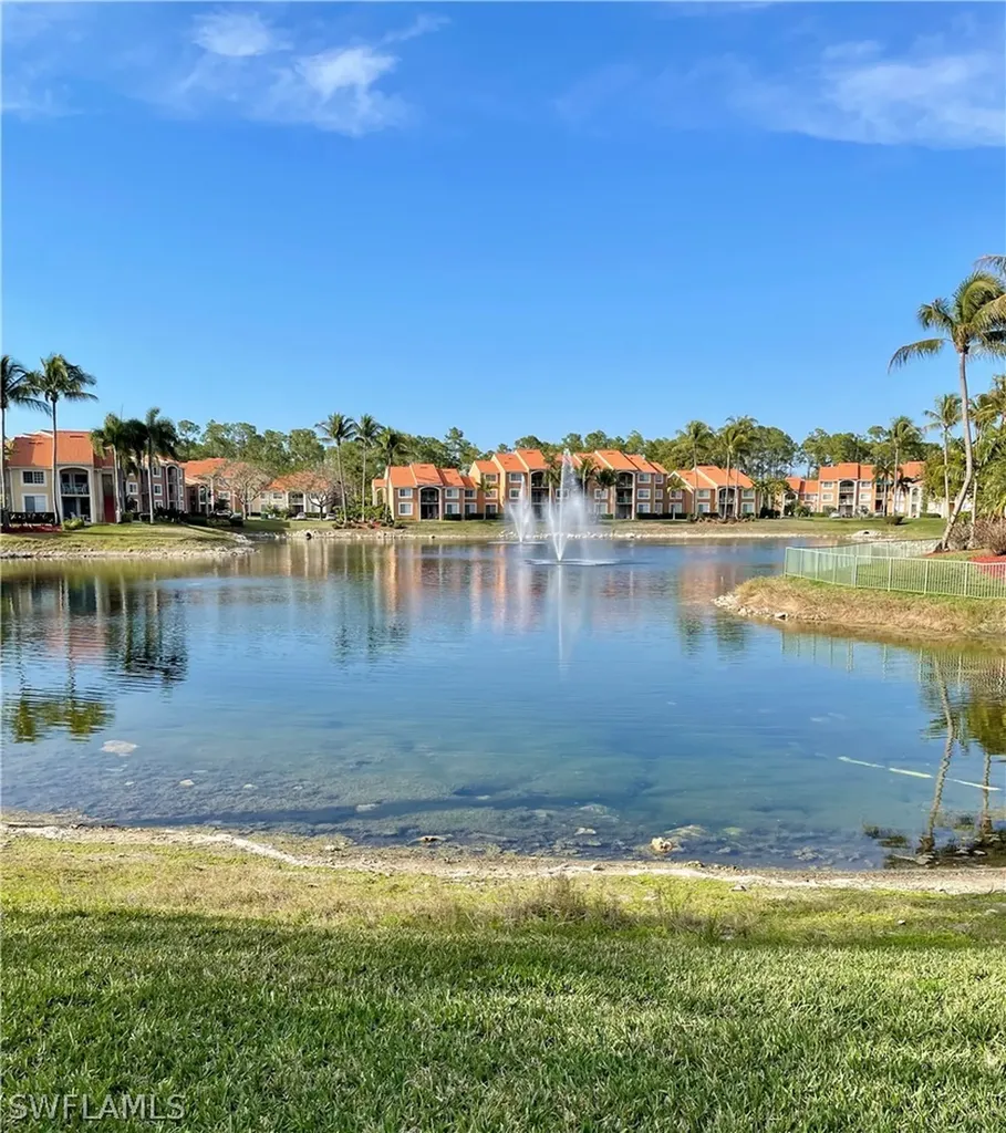 1180 Wildwood Lakes Boulevard Naples FL 34104