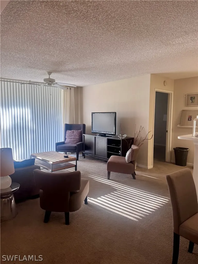 1180 Wildwood Lakes Boulevard Naples FL 34104
