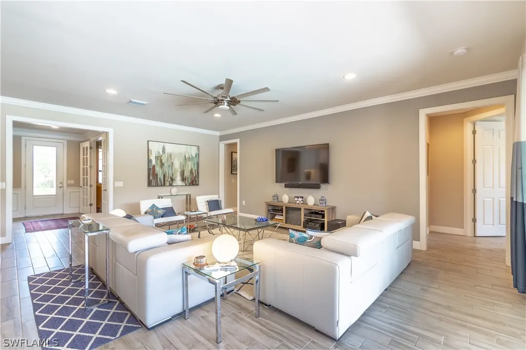 7247 Clamshell Lane Naples FL 34114