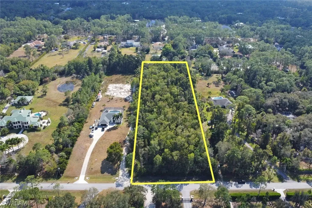Spanish Oaks Lane Naples FL 34119