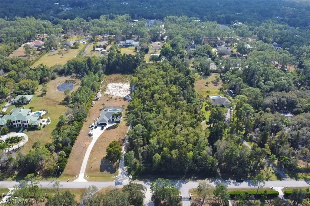 Spanish Oaks Lane Naples FL 34119