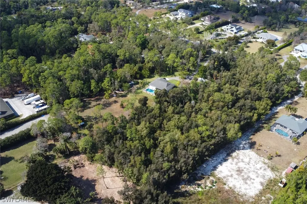 Spanish Oaks Lane Naples FL 34119