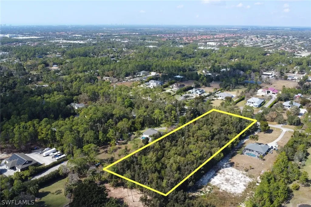 Spanish Oaks Lane Naples FL 34119