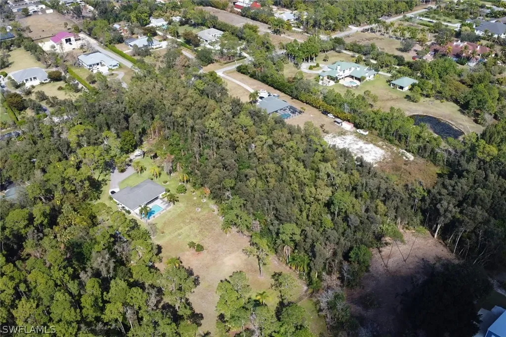 Spanish Oaks Lane Naples FL 34119