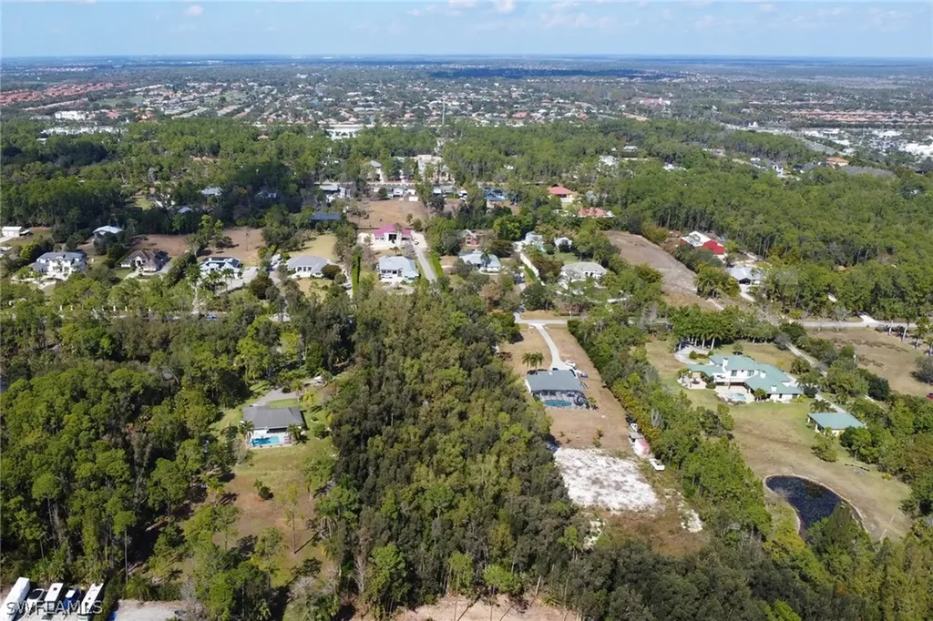 Spanish Oaks Lane Naples FL 34119