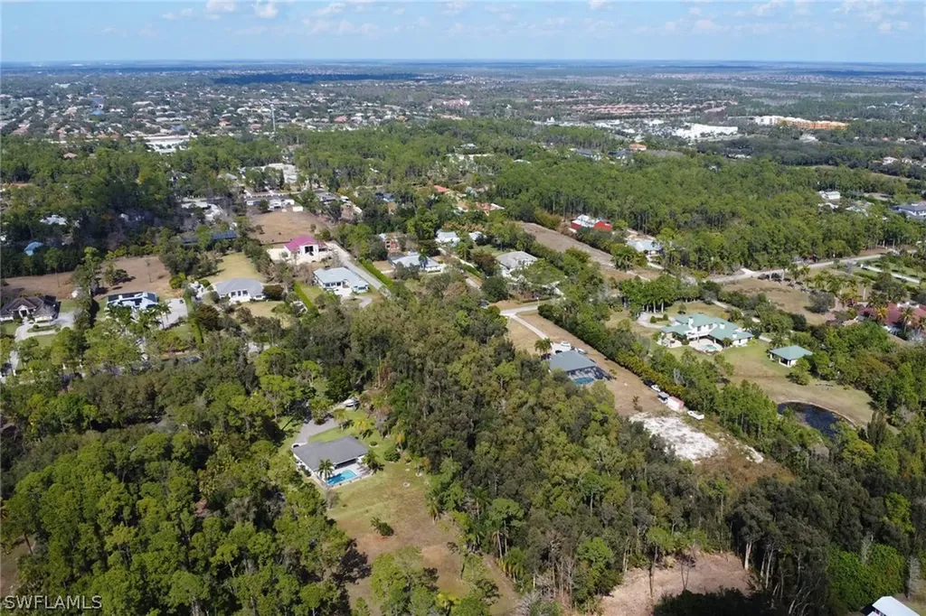 Spanish Oaks Lane Naples FL 34119
