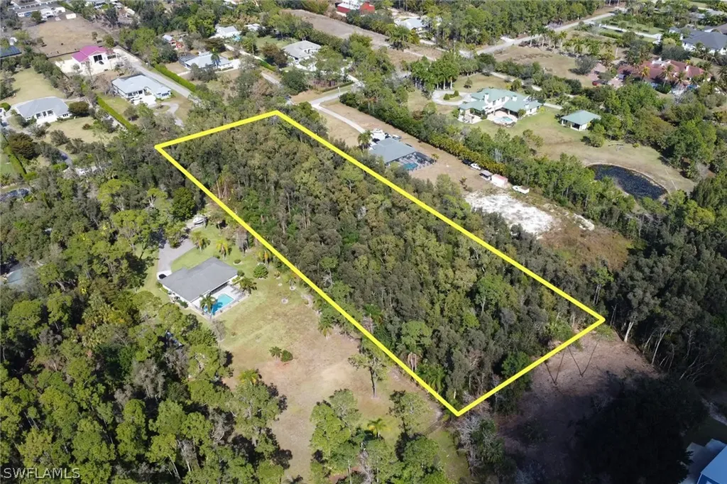 Spanish Oaks Lane Naples FL 34119