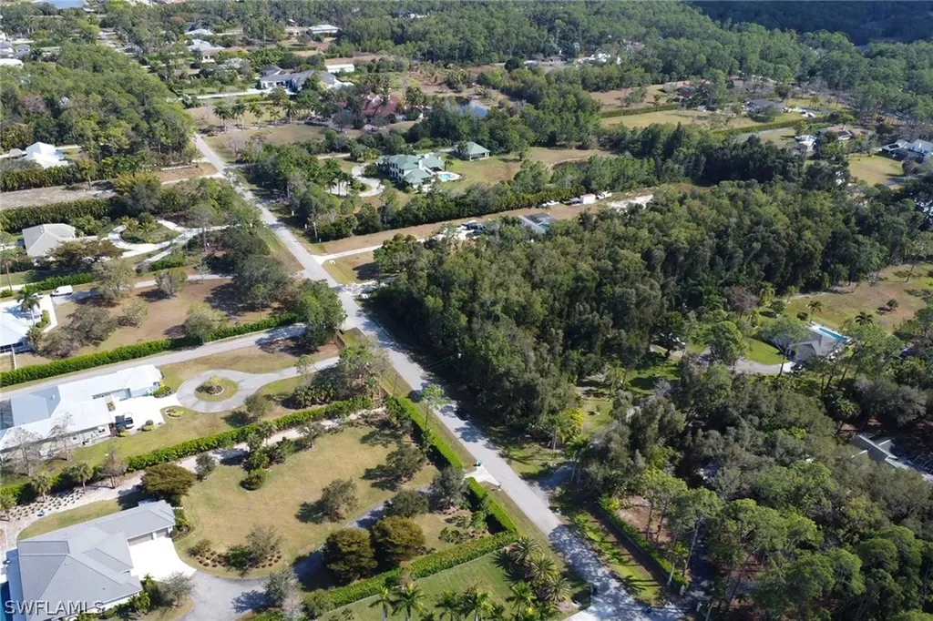 Spanish Oaks Lane Naples FL 34119