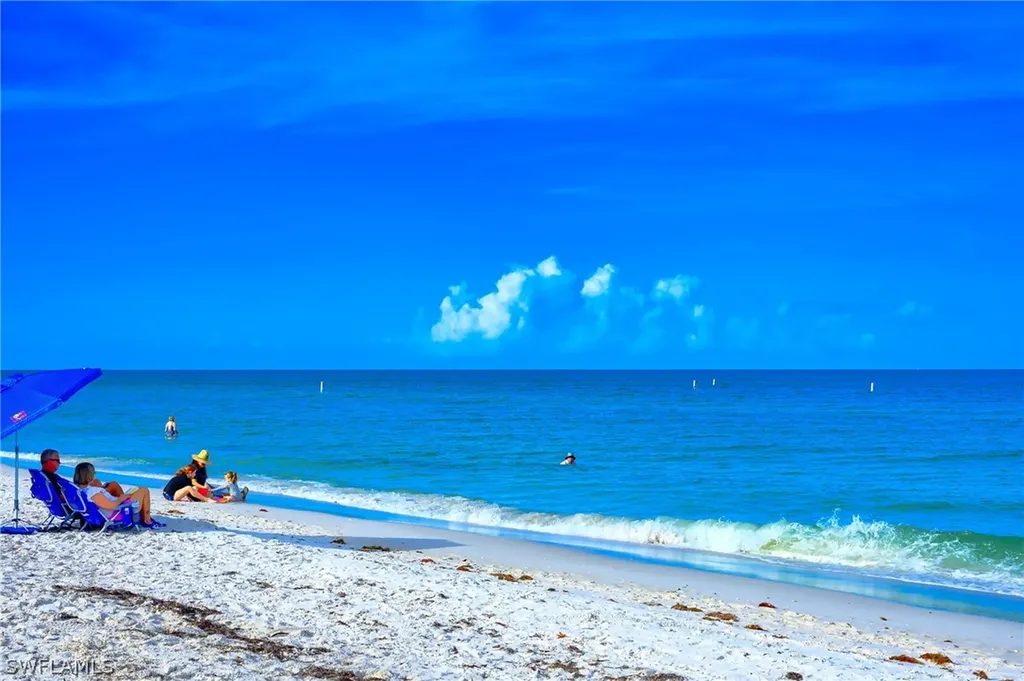 10505 Valencia Lakes Drive Bonita Springs FL 34135