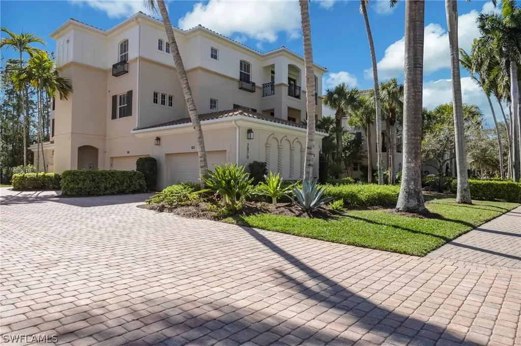 2870 Castillo Court Naples FL 34109