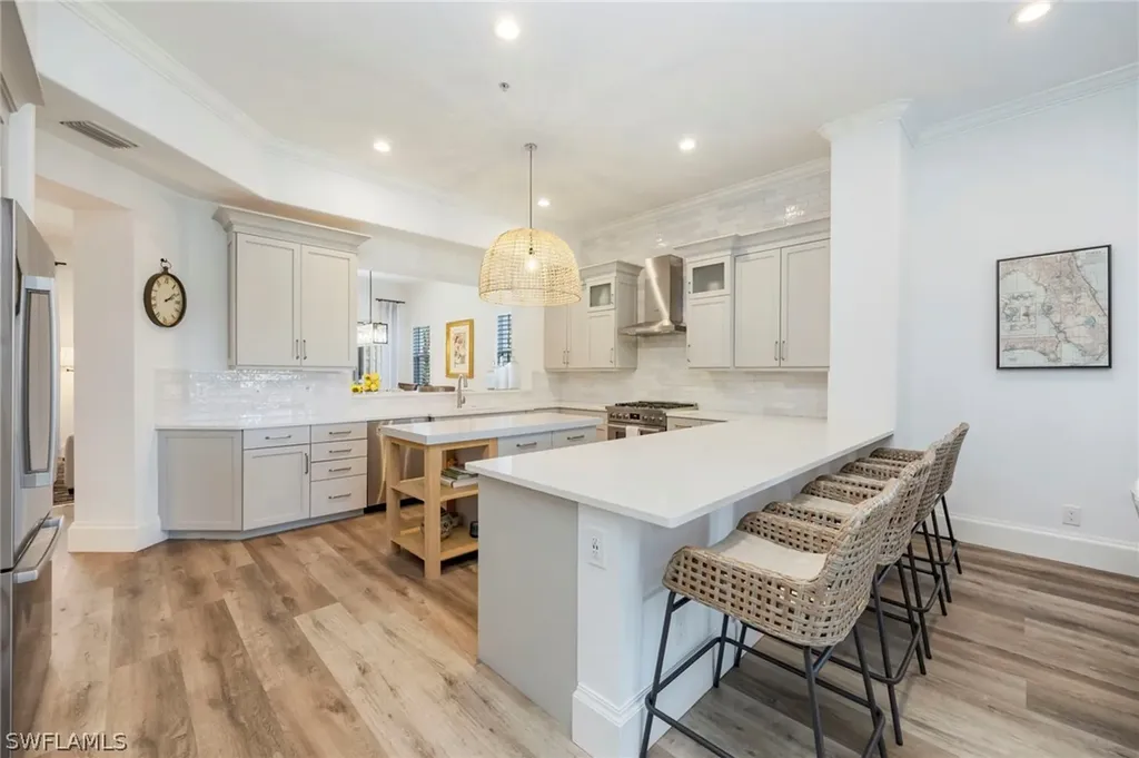 2870 Castillo Court Naples FL 34109