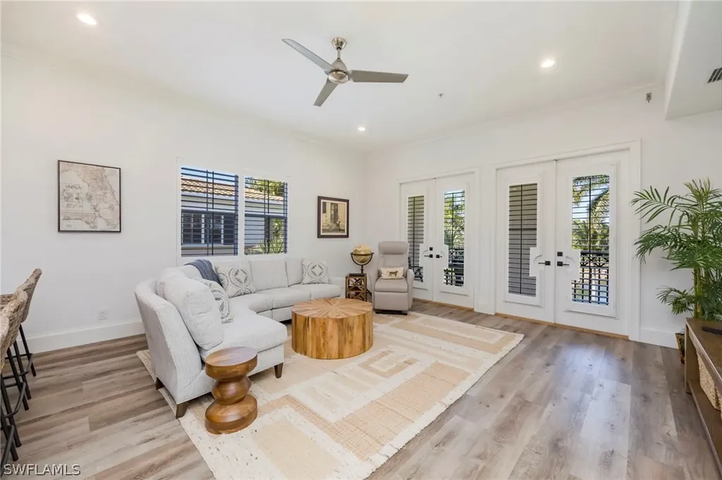 2870 Castillo Court Naples FL 34109