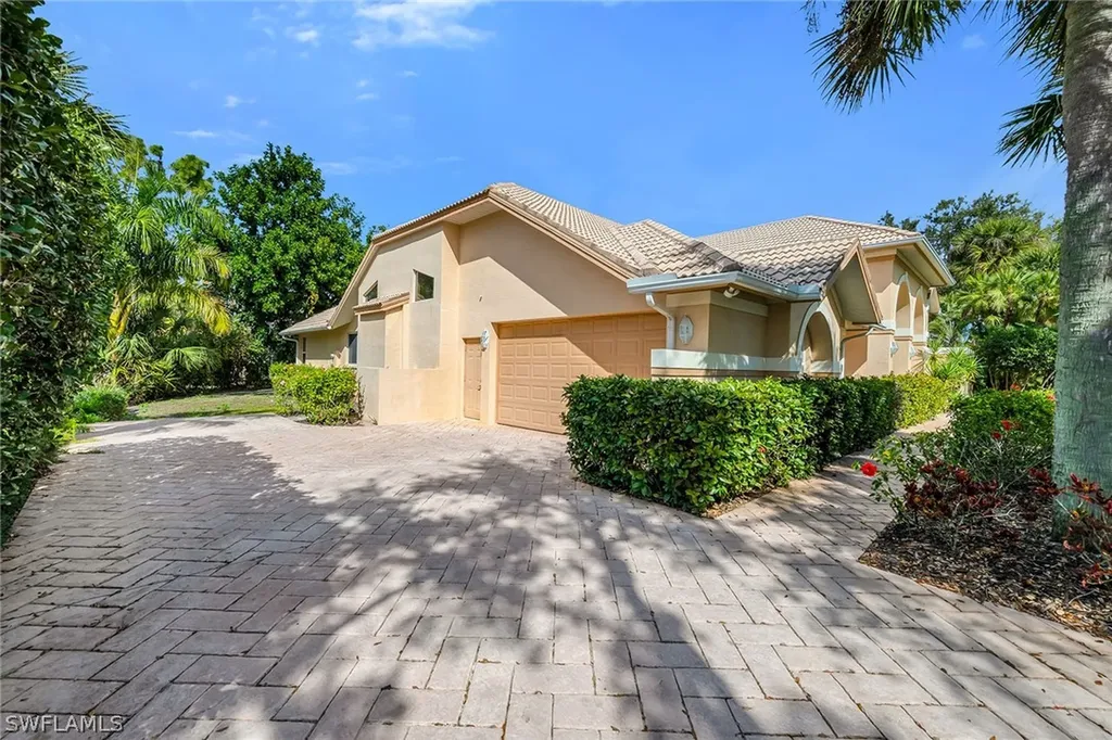 3480 Fiddlehead Court Bonita Springs FL 34134