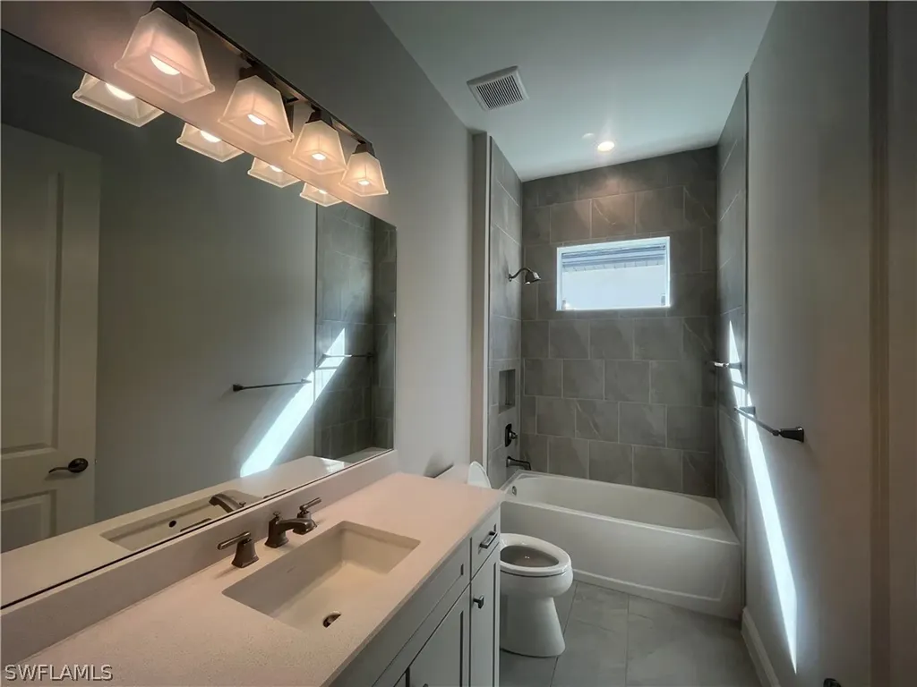4062 Aquila Place Naples FL 34120
