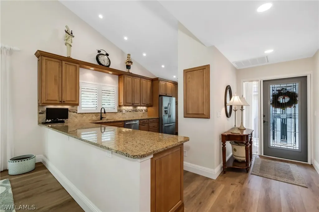 109 Bears Paw Trail Naples FL 34105