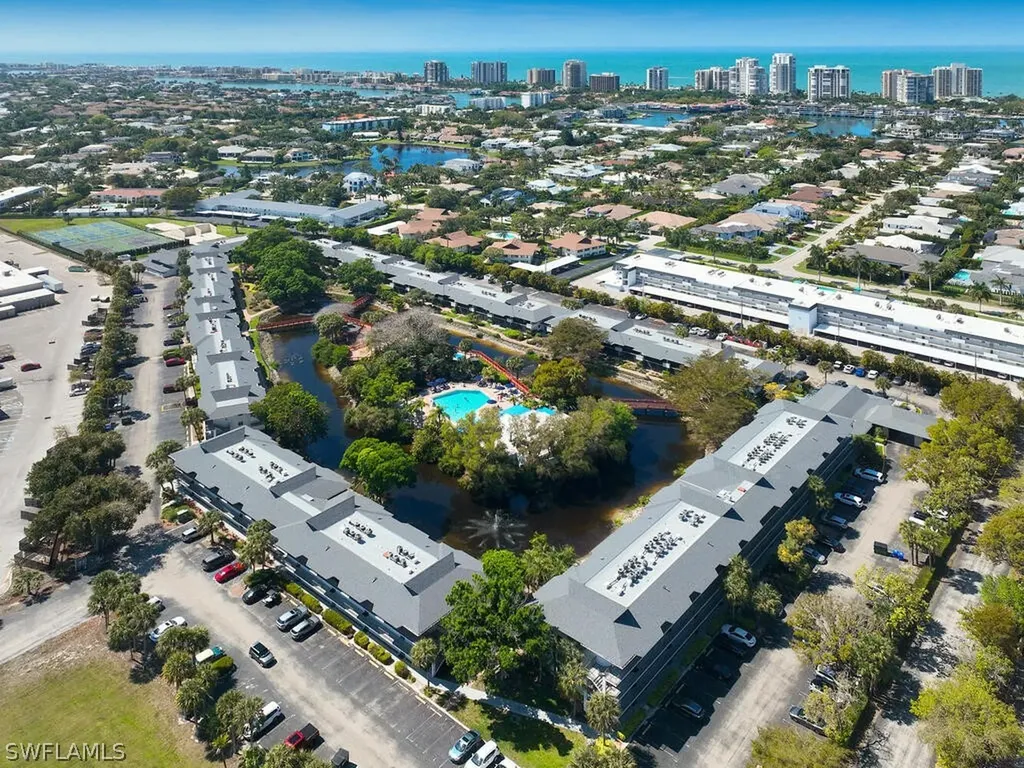600 Neapolitan Way Naples FL 34103