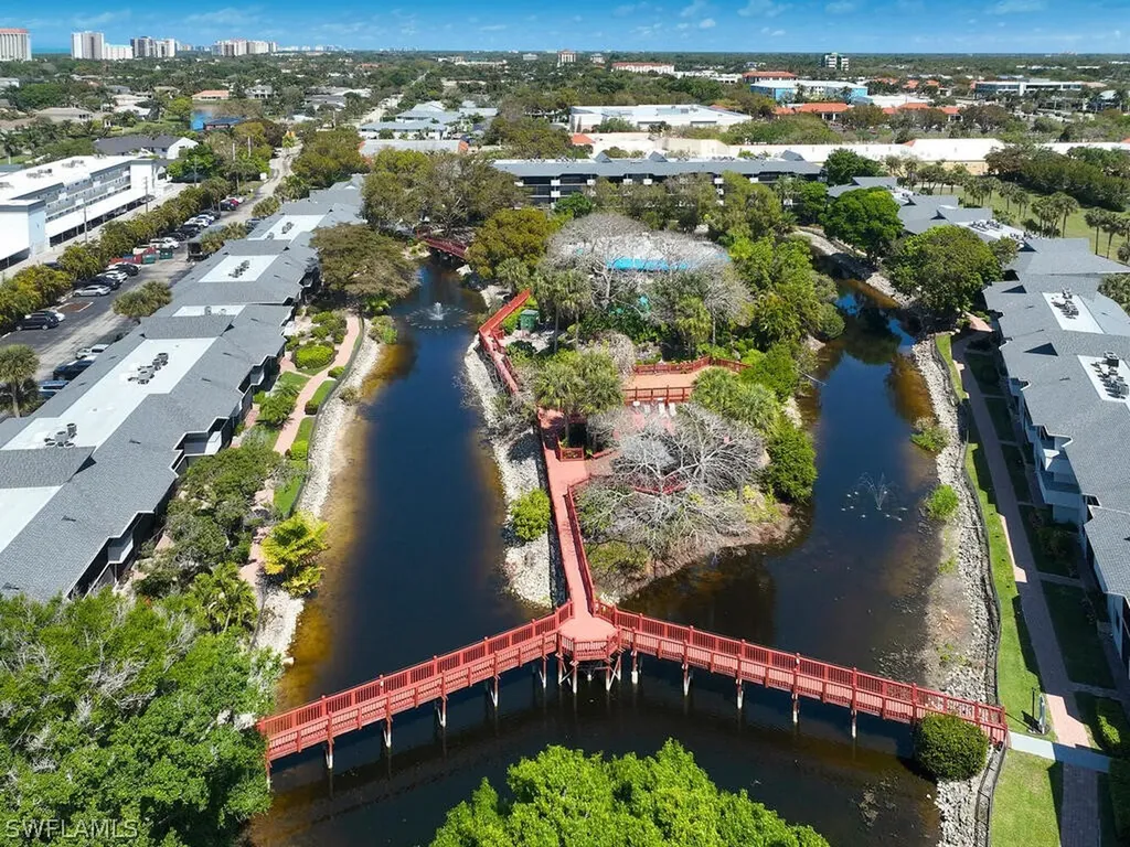 600 Neapolitan Way Naples FL 34103
