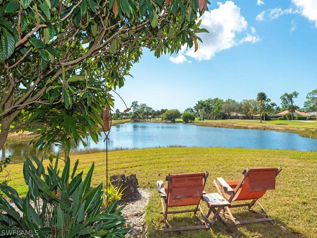 105 Cherry Hill Court Naples FL 34113