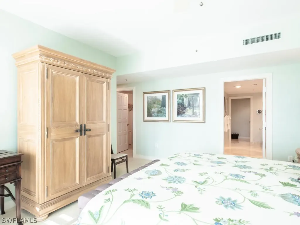 3971 Gulf Shore Boulevard N. Naples FL 34103