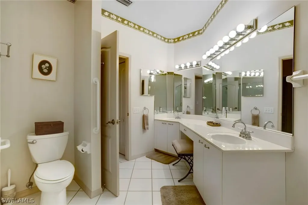 15206 Storrington Place Naples FL 34110