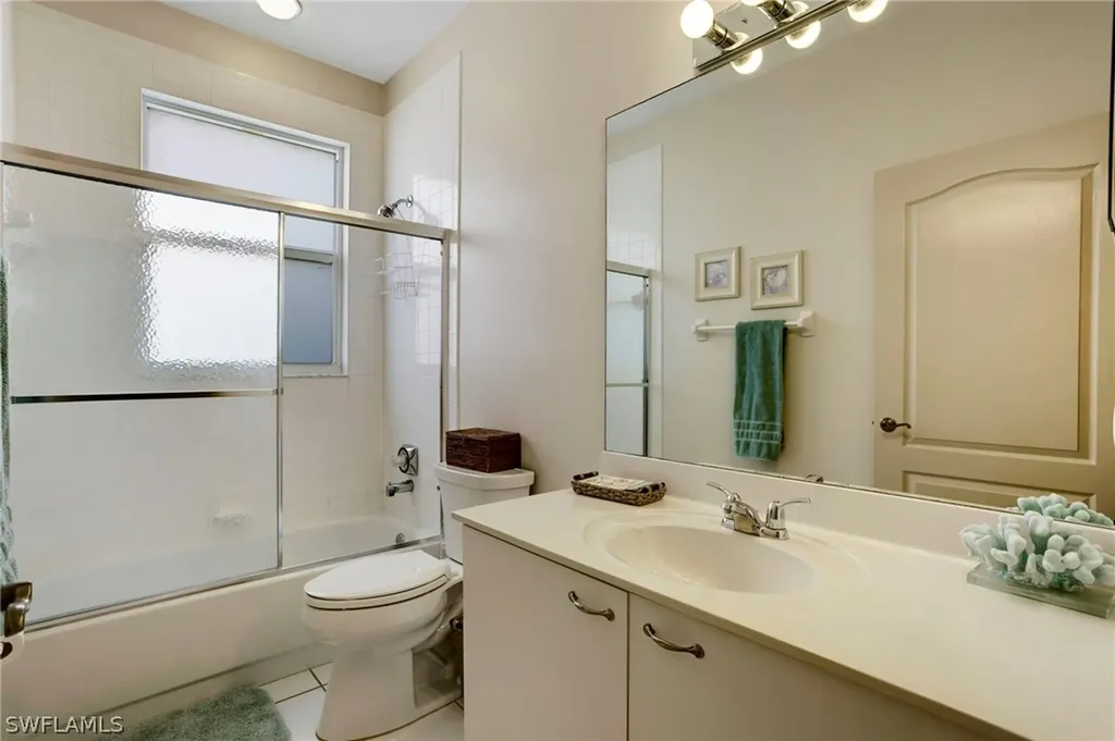 15206 Storrington Place Naples FL 34110