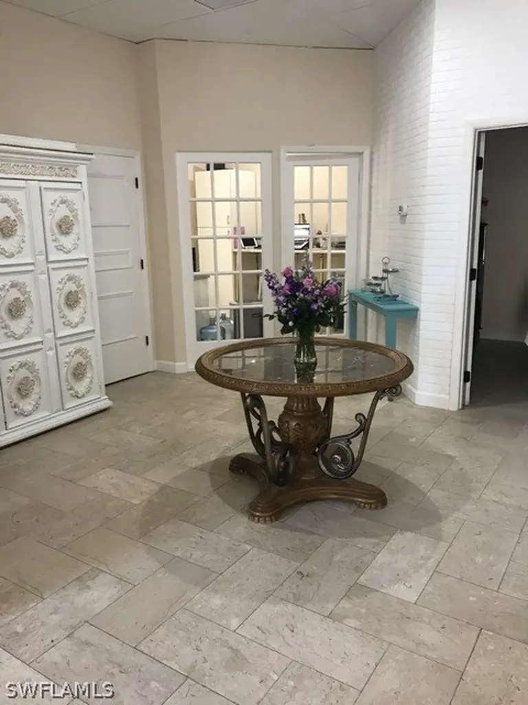 4531 Deleon Street Fort Myers FL 33907