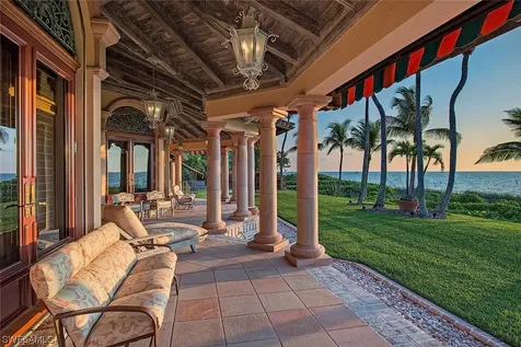 2050 Gordon Drive Naples FL 34102