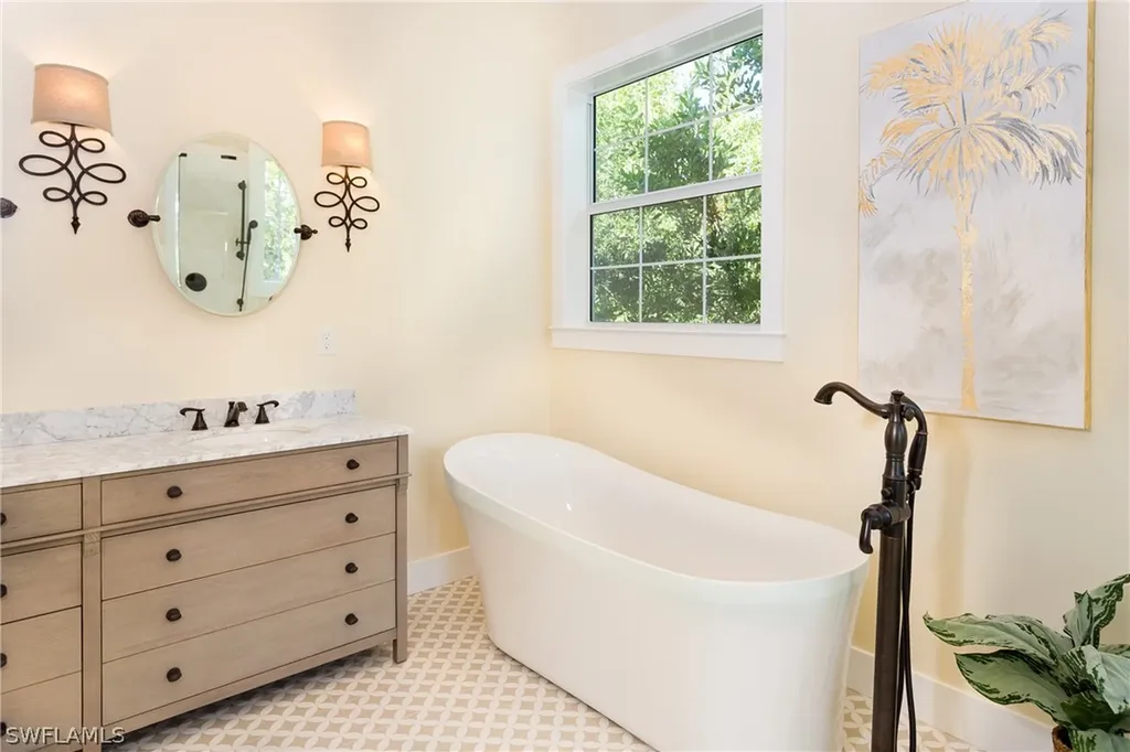 2411 Blue Crab Court Sanibel FL 33957