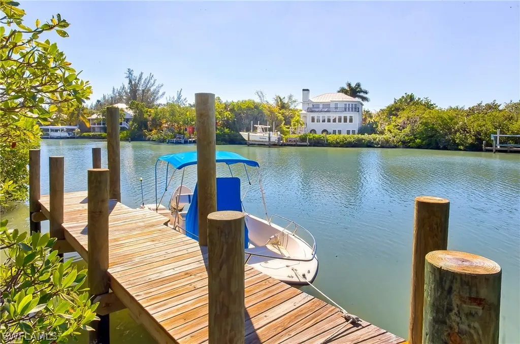 2411 Blue Crab Court Sanibel FL 33957