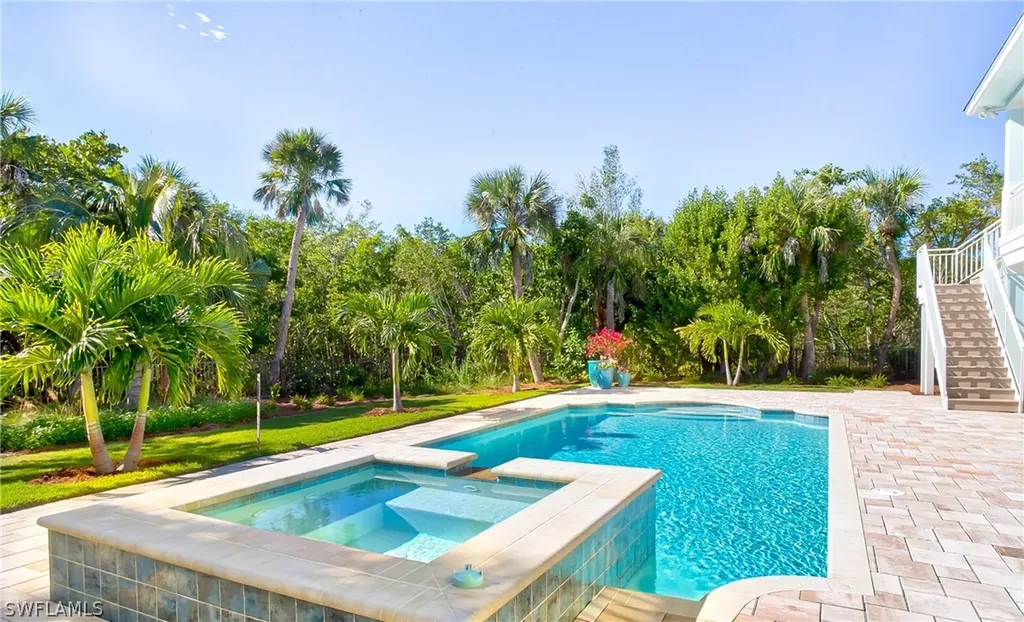 2411 Blue Crab Court Sanibel FL 33957