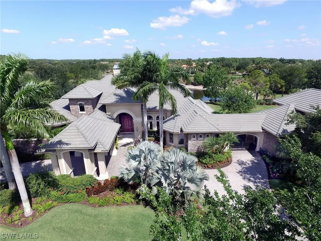 11515 Peregrine Court Naples FL 34120