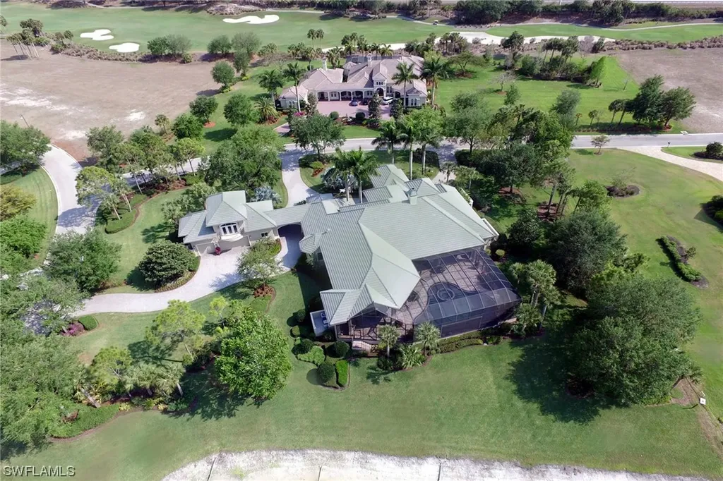 11515 Peregrine Court Naples FL 34120