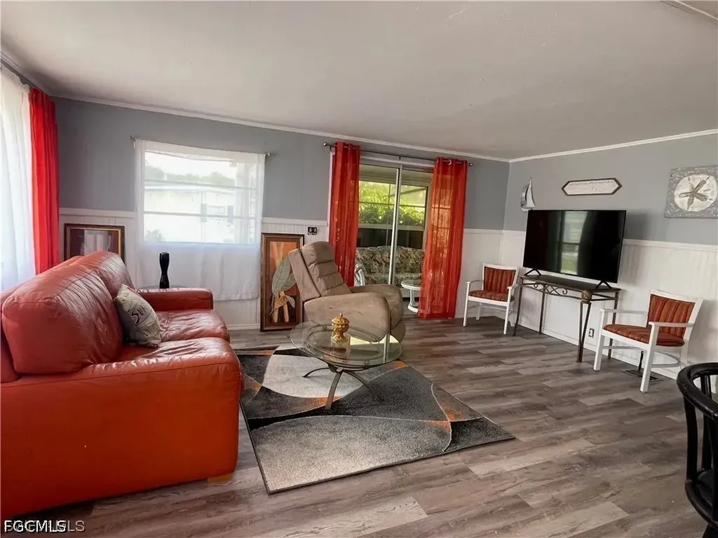 5524 Sir Walter Way North Fort Myers FL 33917