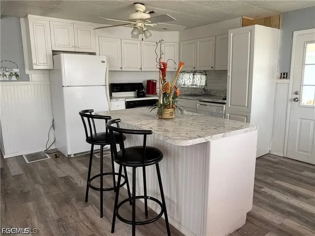 5524 Sir Walter Way North Fort Myers FL 33917