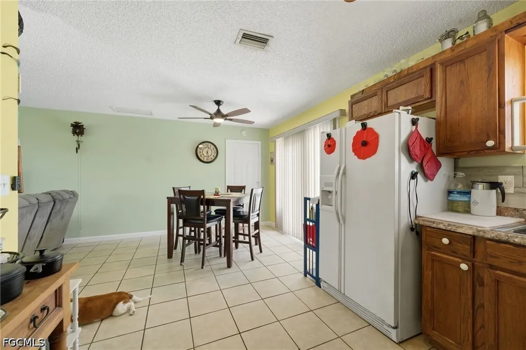 2303 NE 23rd Avenue Cape Coral FL 33909