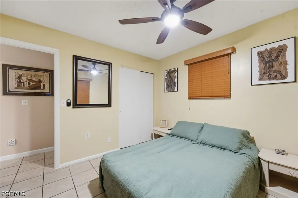 2303 NE 23rd Avenue Cape Coral FL 33909