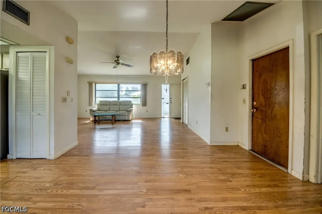 3810 SW 7th Avenue Cape Coral FL 33914
