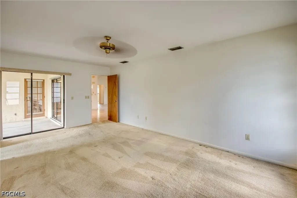 3810 SW 7th Avenue Cape Coral FL 33914